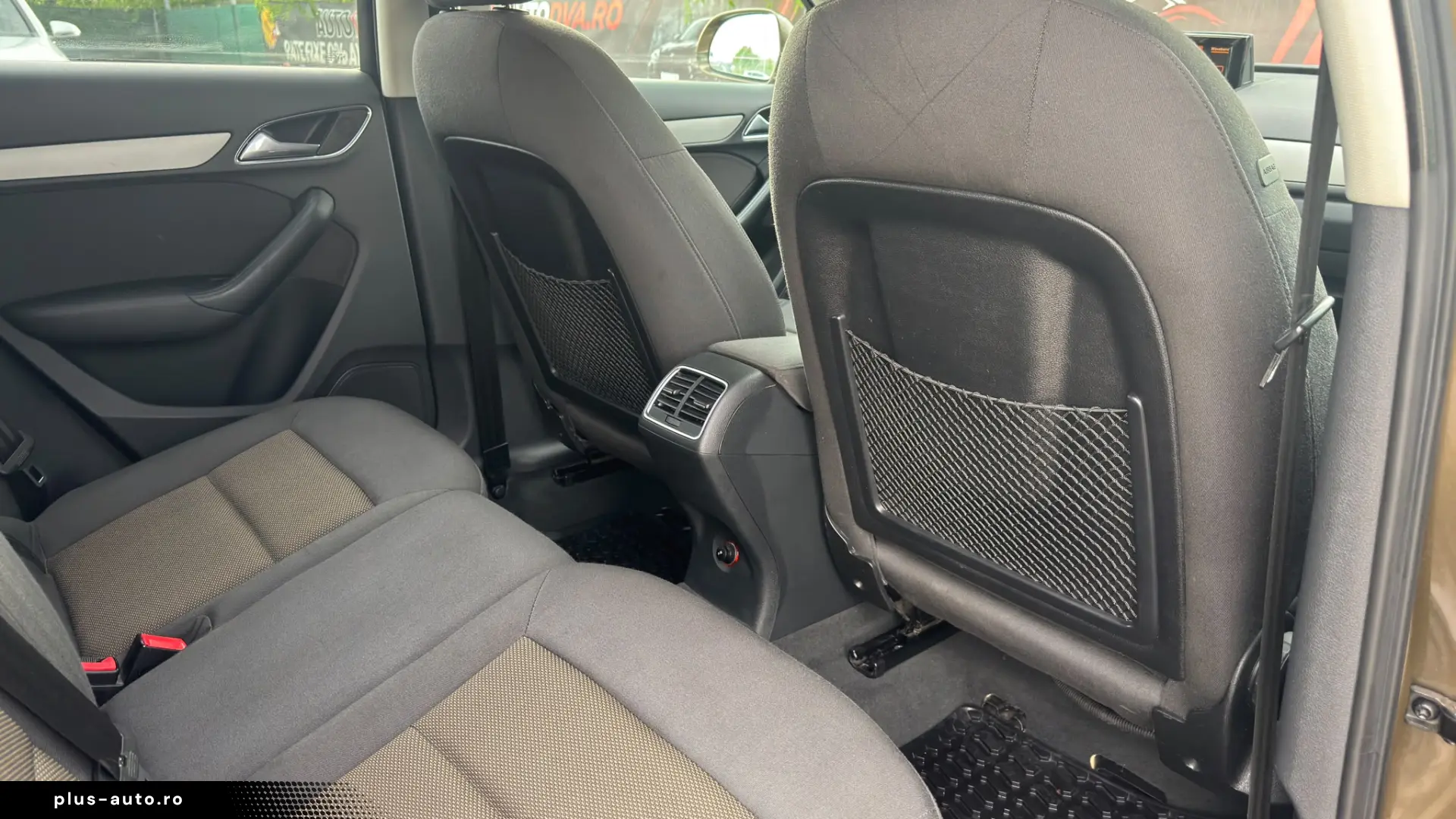 Audi Q3 2.0 TDI   Xenon   Scaune Încălzite   Cârlig