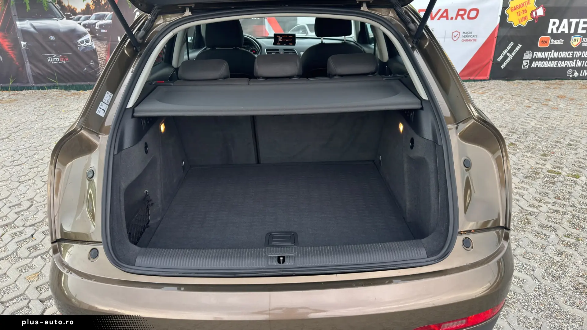 Audi Q3 2.0 TDI   Xenon   Scaune Încălzite   Cârlig