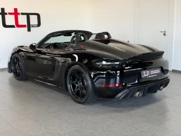 PORSCHE Boxster Spyder RS WEISSACH LIFT SCHALE BOSE