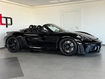 PORSCHE Boxster Spyder RS WEISSACH LIFT SCHALE BOSE