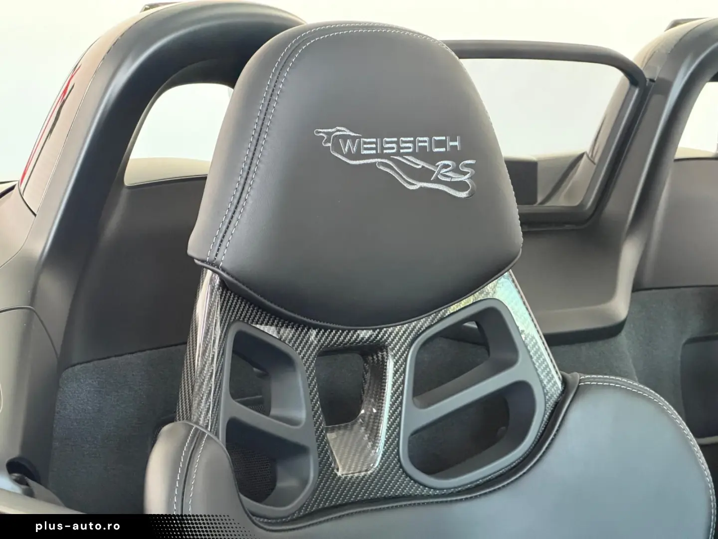 PORSCHE Boxster Spyder RS WEISSACH LIFT SCHALE BOSE