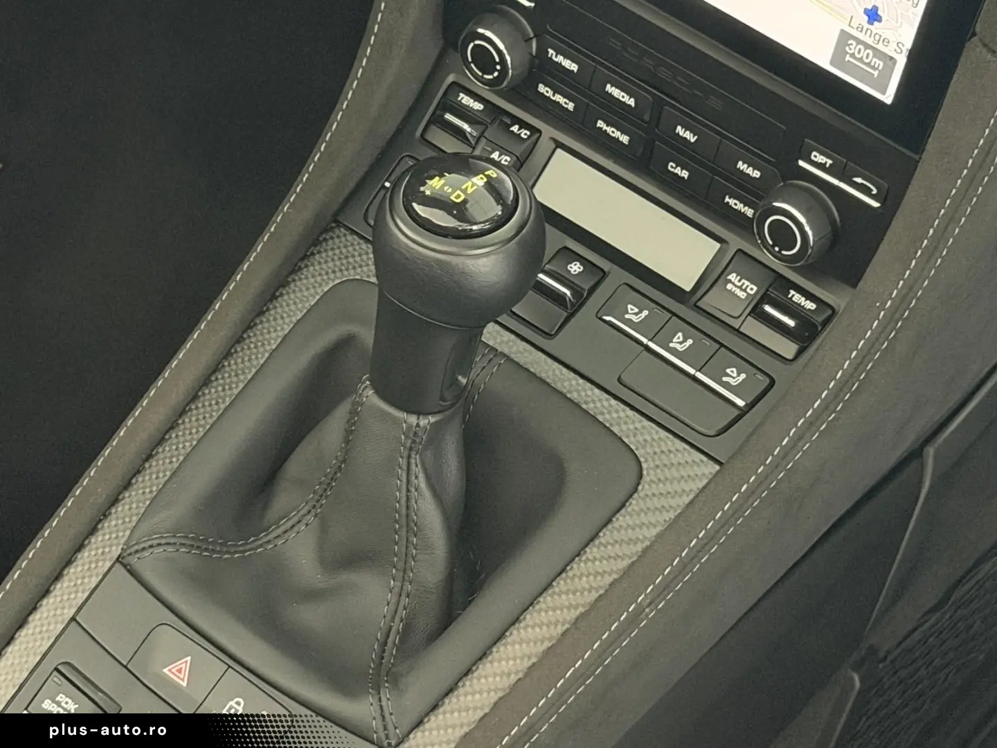 PORSCHE Boxster Spyder RS WEISSACH LIFT SCHALE BOSE