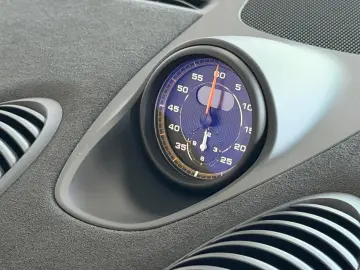 PORSCHE Boxster Spyder RS WEISSACH LIFT SCHALE BOSE