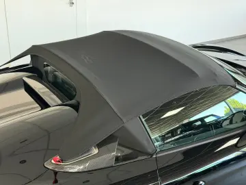 PORSCHE Boxster Spyder RS WEISSACH LIFT SCHALE BOSE