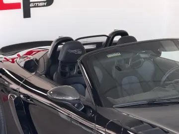 PORSCHE Boxster Spyder RS WEISSACH LIFT SCHALE BOSE