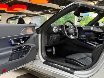 MERCEDES-BENZ SL 63 AMG Aerodynamik LIFT HuD Night-Paket