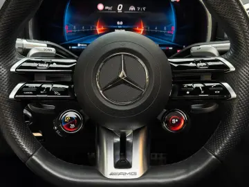 MERCEDES-BENZ SL 63 AMG Aerodynamik LIFT HuD Night-Paket