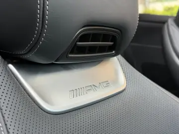 MERCEDES-BENZ SL 63 AMG Aerodynamik LIFT HuD Night-Paket