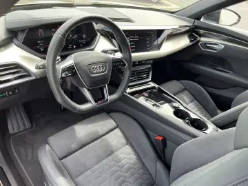 AUDI RS e-tron GT quattro WäPu HeadUp B&O PANO 4xSHZ