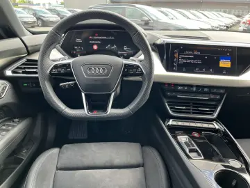 AUDI RS e-tron GT quattro WäPu HeadUp B&O PANO 4xSHZ