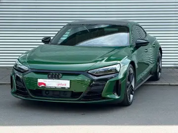 AUDI RS e-tron GT WINTERRÄDER MASSAGE SONDERLACKIERUN