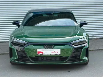 AUDI RS e-tron GT WINTERRÄDER MASSAGE SONDERLACKIERUN