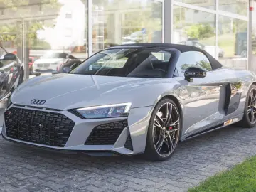 AUDI R8 Spyder V10 performance RWD S tronic