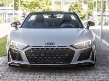 AUDI R8 Spyder V10 performance RWD S tronic