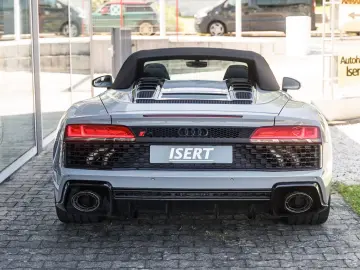 AUDI R8 Spyder V10 performance RWD S tronic