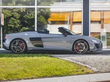 AUDI R8 Spyder V10 performance RWD S tronic