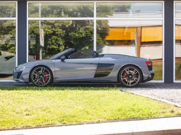 AUDI R8 Spyder V10 performance RWD S tronic