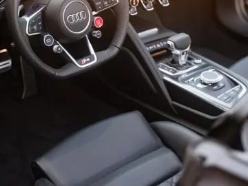 AUDI R8 Spyder V10 performance RWD S tronic