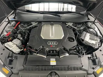AUDI RS7 Sportback 4.0 TFSI Performance MATRIX HUD SH