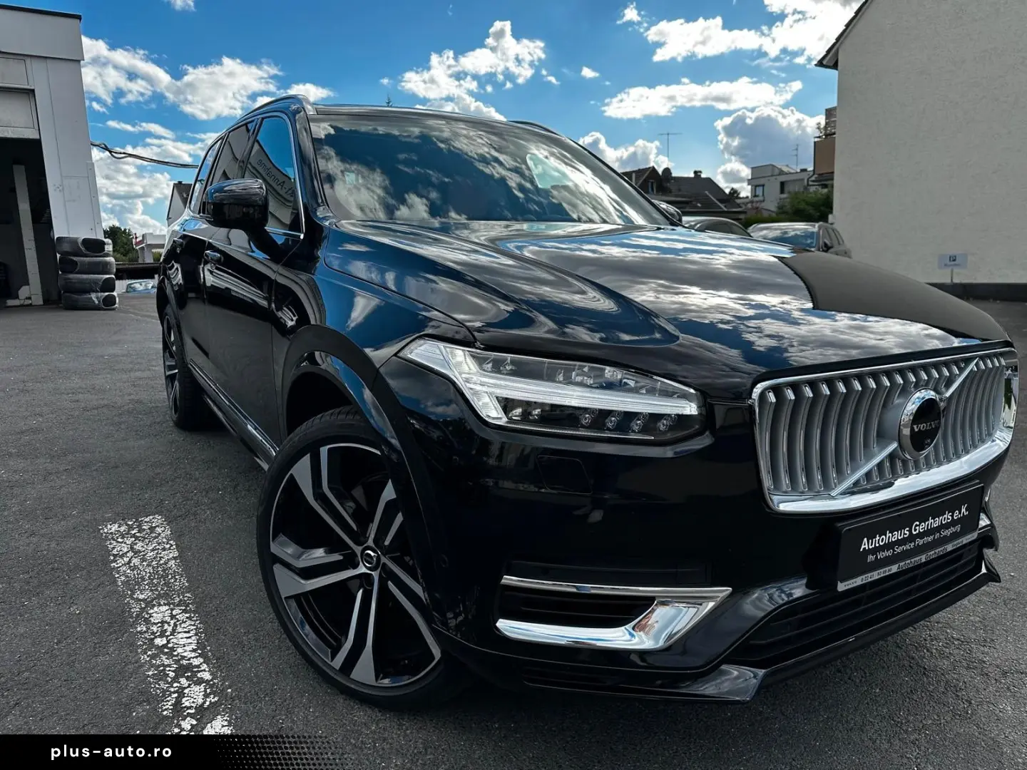 VOLVO XC90 T8 AWD Ultra 7Sitzer Pano Luft AHK HUD 22&hellip;