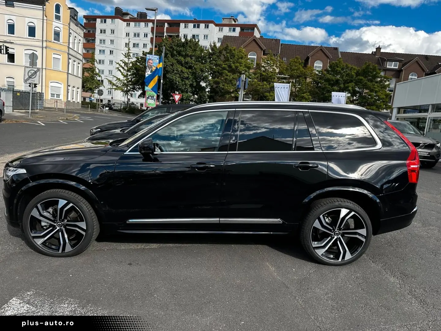 VOLVO XC90 T8 AWD Ultra 7Sitzer Pano Luft AHK HUD 22&hellip;