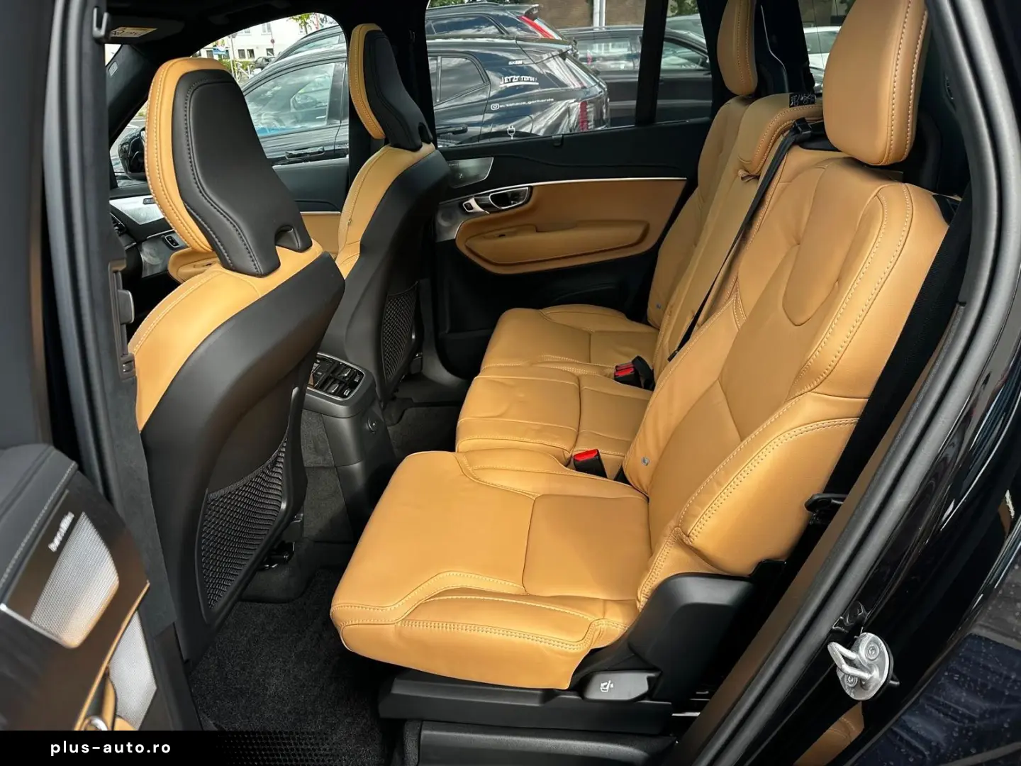 VOLVO XC90 T8 AWD Ultra 7Sitzer Pano Luft AHK HUD 22&hellip;