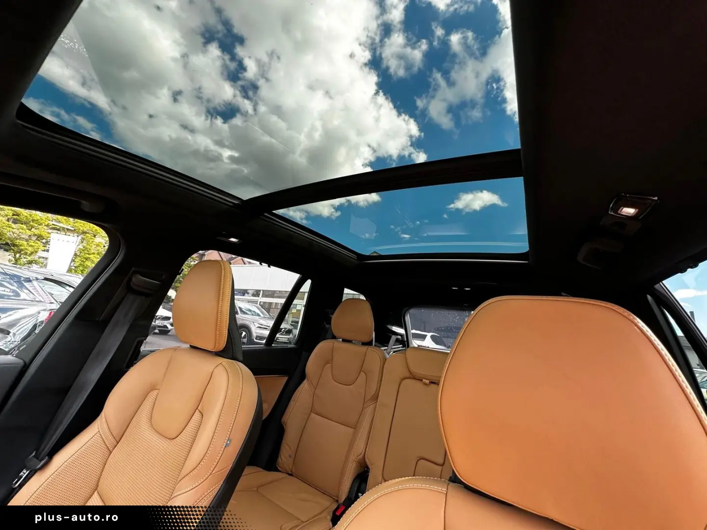 VOLVO XC90 T8 AWD Ultra 7Sitzer Pano Luft AHK HUD 22&hellip;