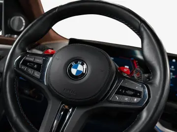 BMW XM 50e B&W MASS VENT HUD PANO 360