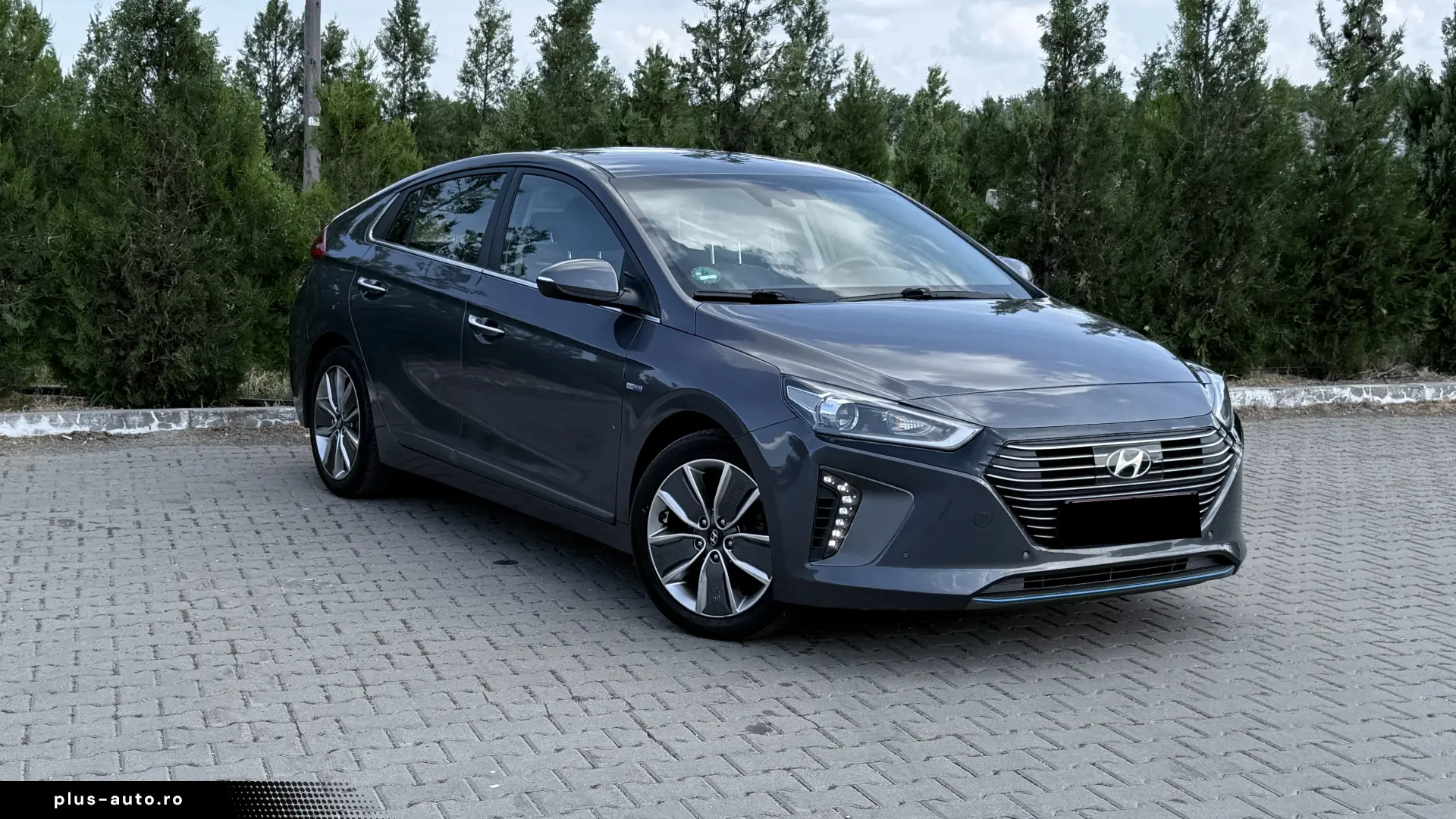 Hyundai IONIQ