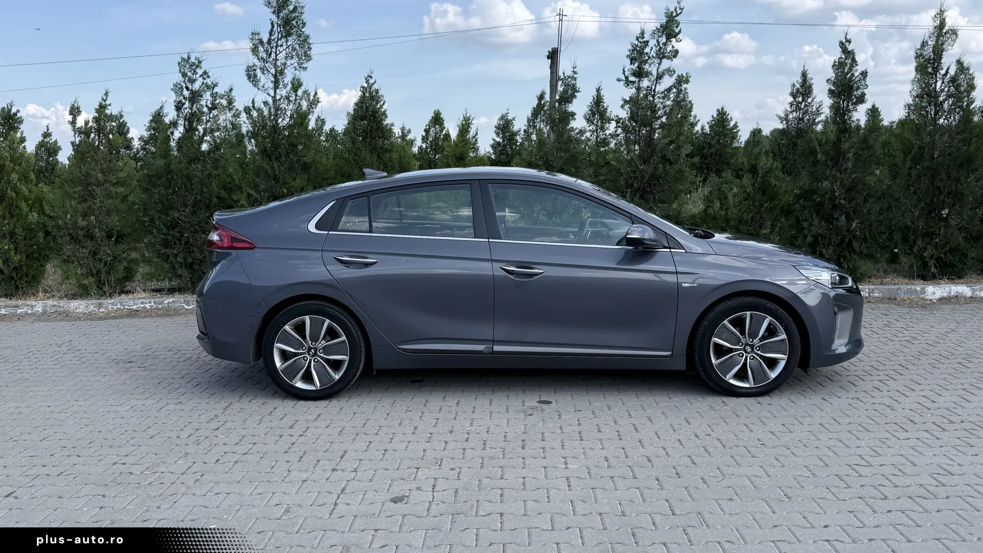 Hyundai IONIQ
