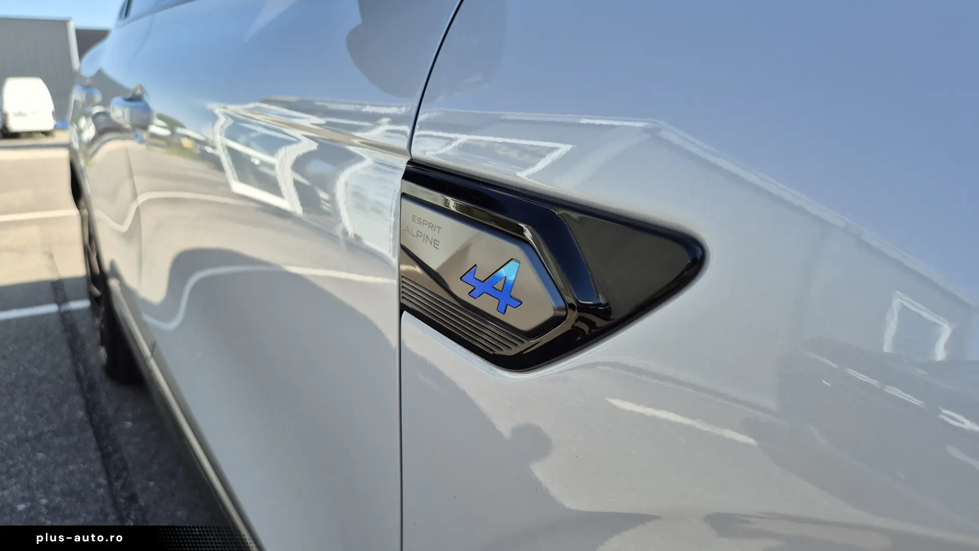 RENAULT ARKANA Esprit Alpine 160 EDC (Mild Hybrid)