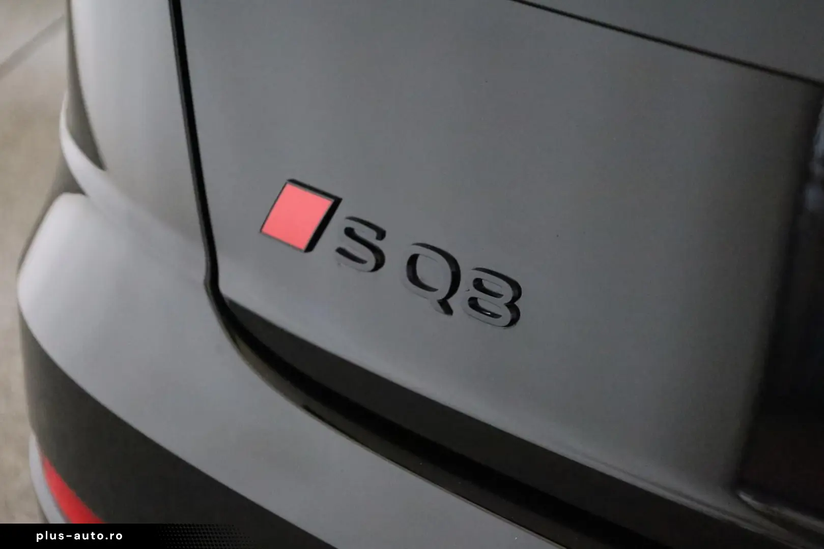 AUDI SQ8 TFSI Facelift Leder Matrix Pano BangO ACC 23