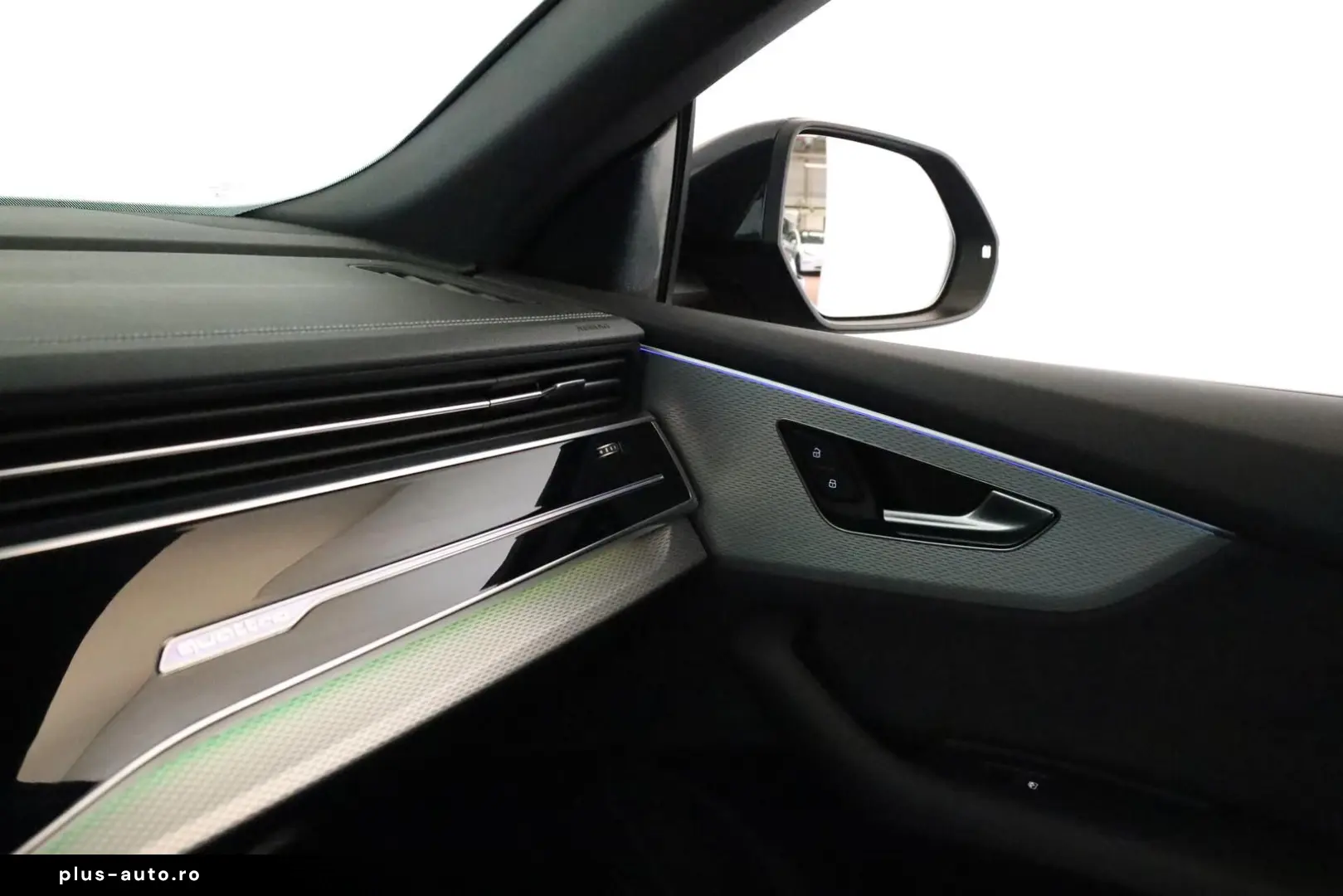 AUDI SQ8 TFSI Facelift Leder Matrix Pano BangO ACC 23