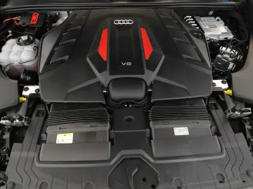 AUDI SQ8 TFSI Facelift Leder Matrix Pano BangO ACC 23