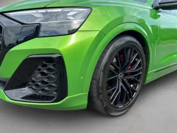 AUDI SQ8 4.0 TFSI quattro tiptronic  HD-Matrix Pano