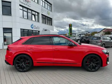 AUDI SQ8  STANHEIZUNG AHK PANO B&O HUD