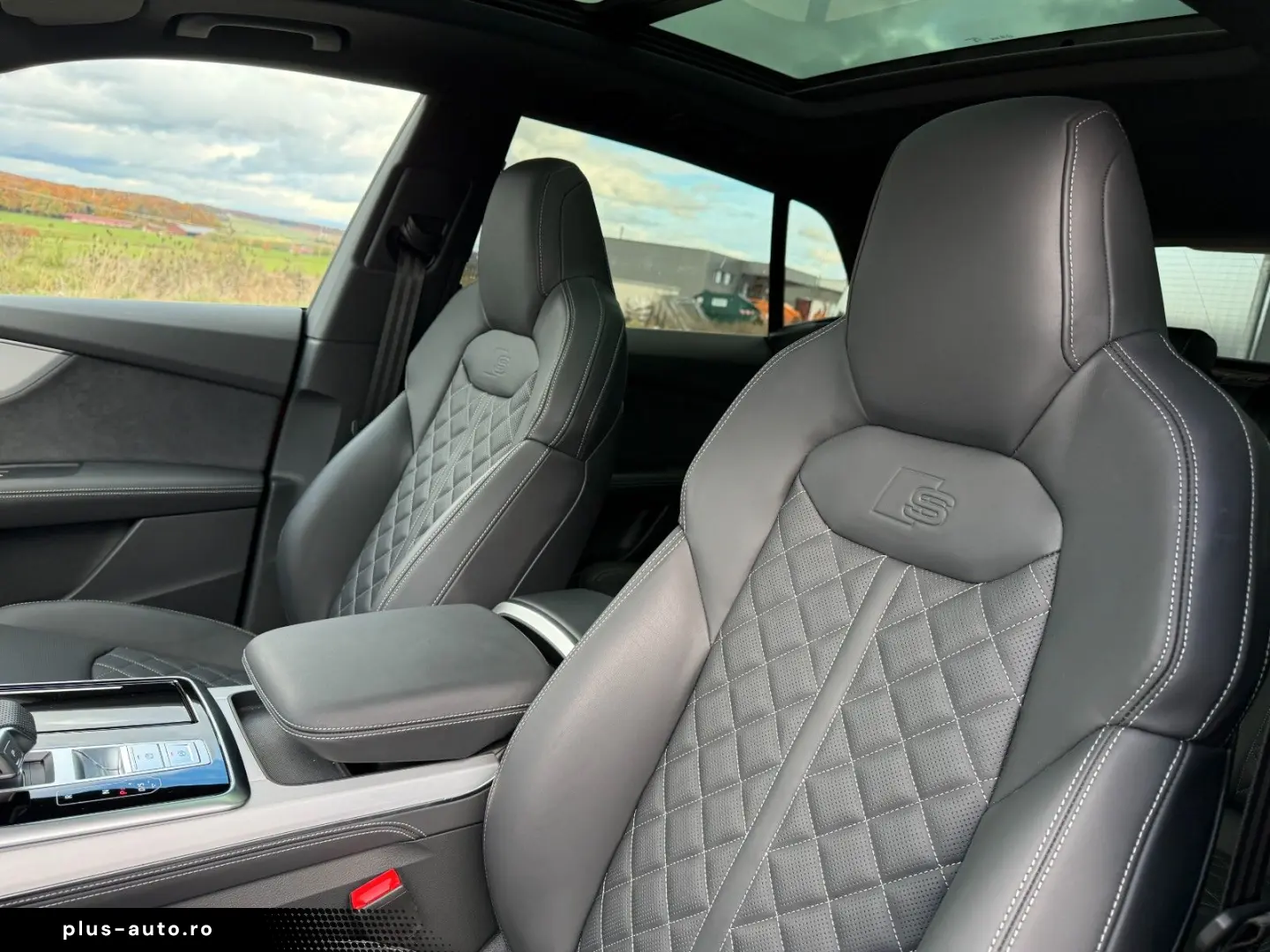 AUDI SQ8  STANHEIZUNG AHK PANO B&O HUD
