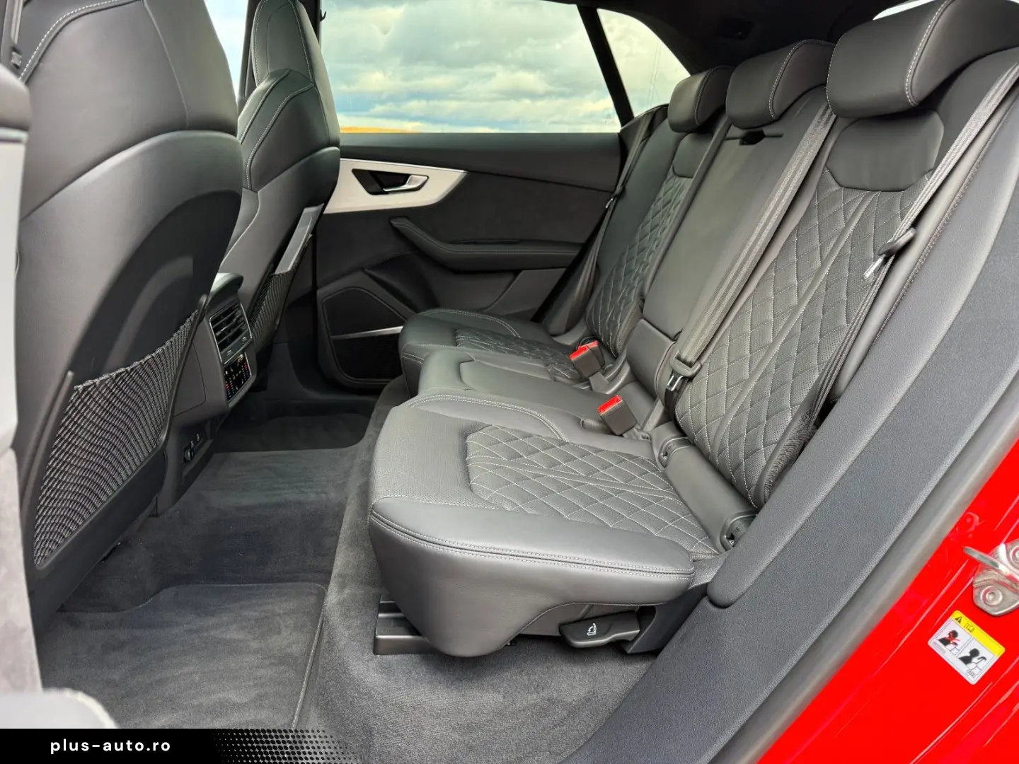AUDI SQ8  STANHEIZUNG AHK PANO B&O HUD