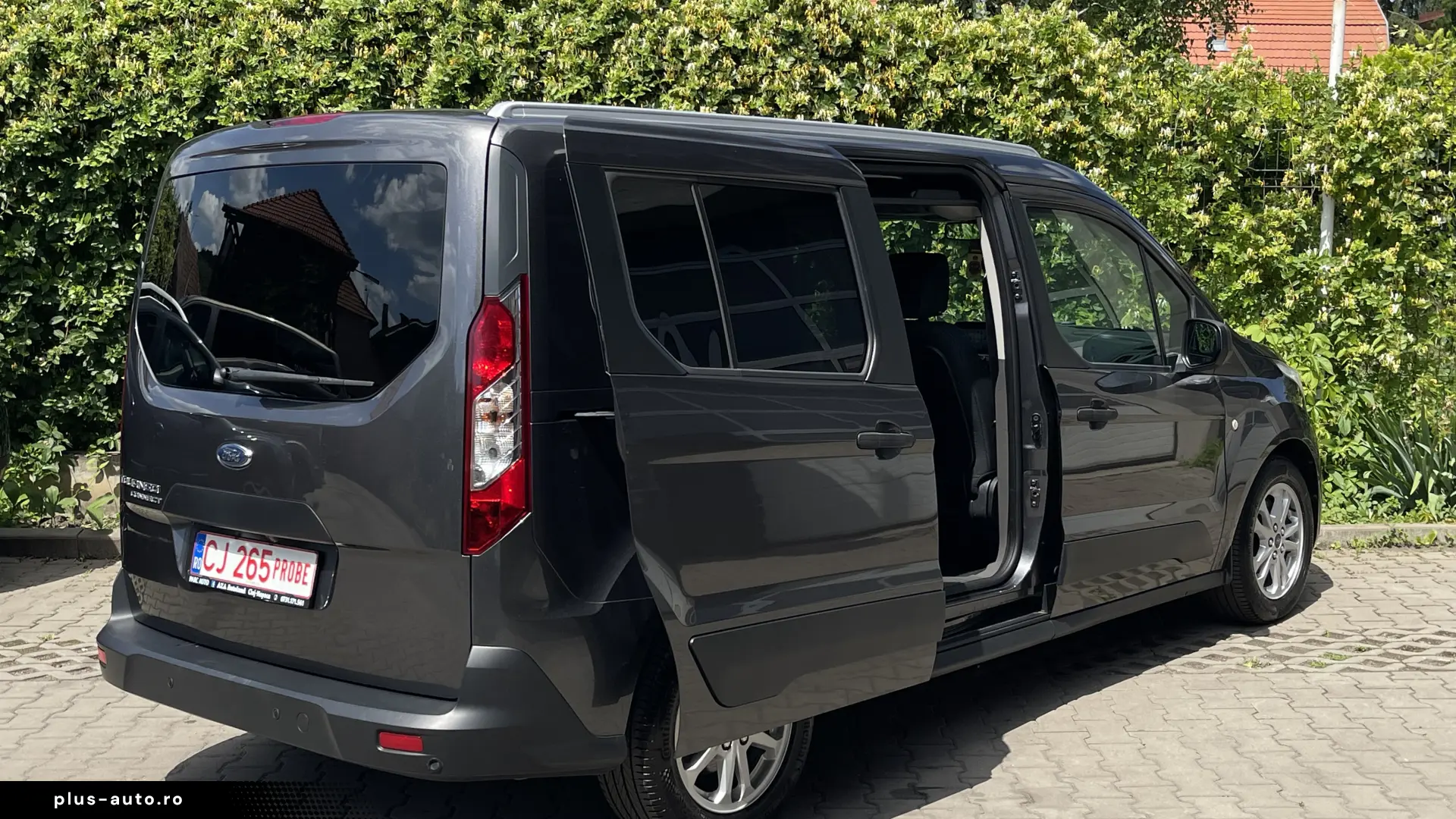 FORD TOURNEO CONNECT MAXI-7 LOCURI