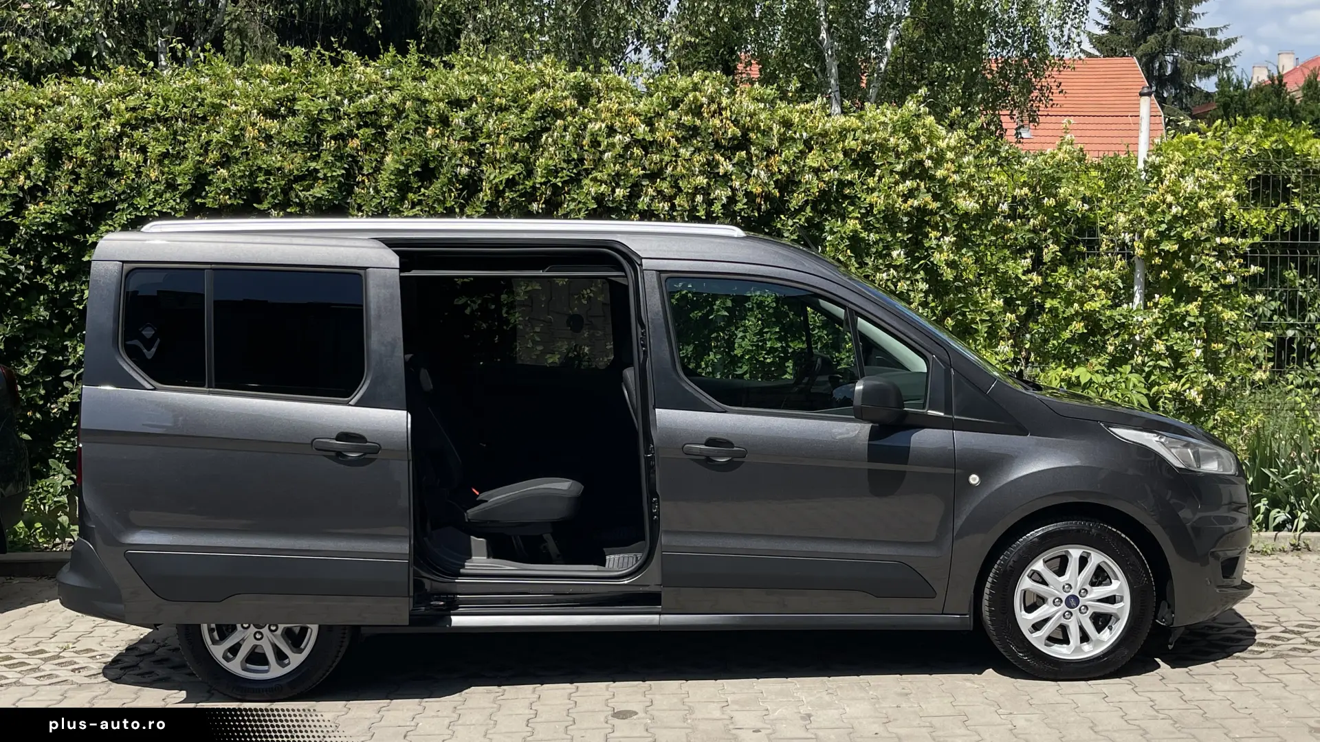 FORD TOURNEO CONNECT MAXI-7 LOCURI