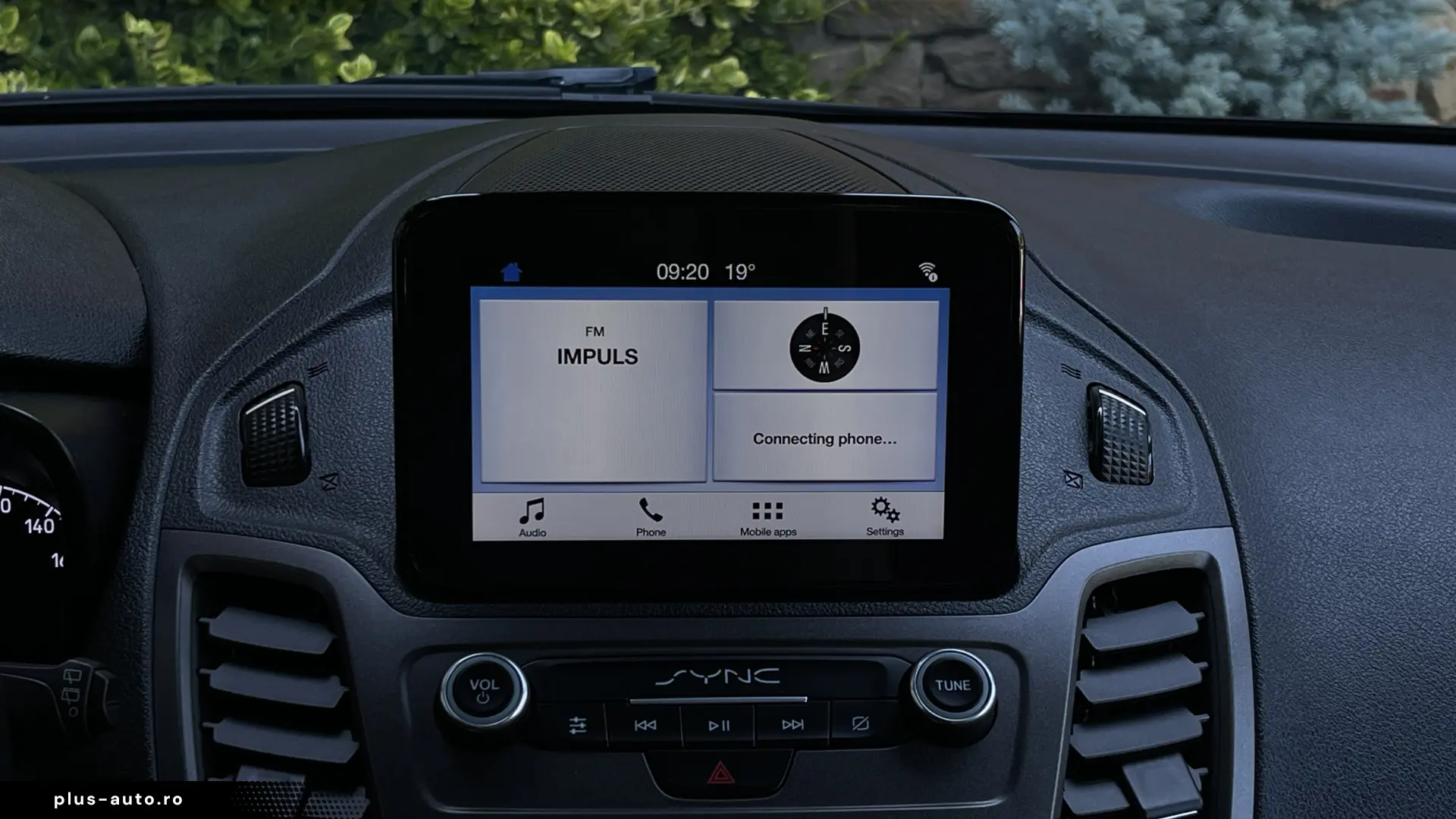 FORD TOURNEO CONNECT MAXI-7 LOCURI
