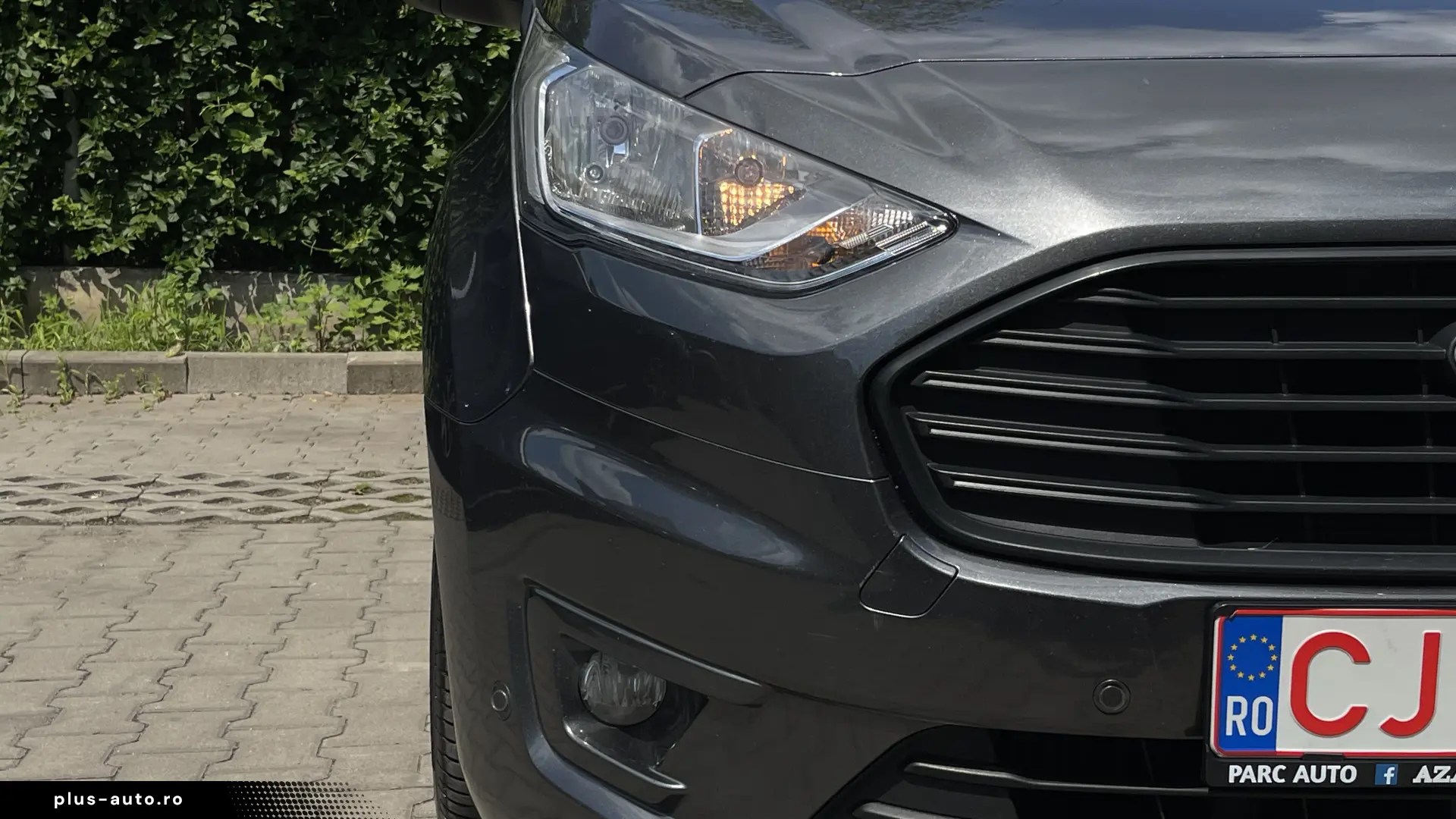 FORD TOURNEO CONNECT MAXI-7 LOCURI