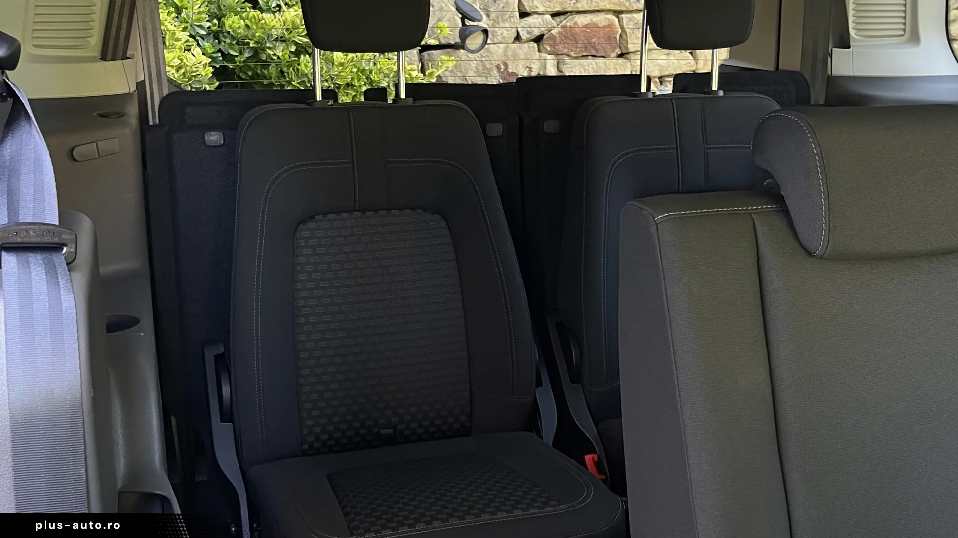 FORD TOURNEO CONNECT MAXI-7 LOCURI
