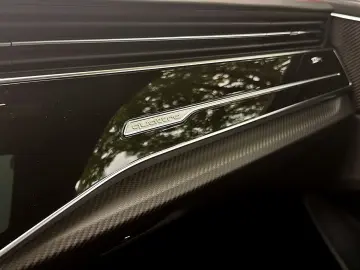 AUDI SQ8 TFSI qu BLACK PANO STANDHZ B&O AHK HuD LASER