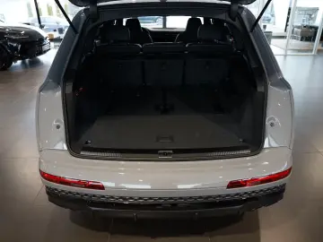 Audi SQ7 TFSI   Pano   Carbon   HuD   B&O