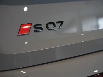 Audi SQ7 TFSI   Pano   Carbon   HuD   B&O