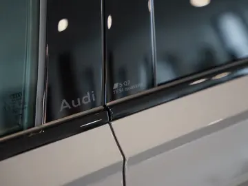 Audi SQ7 TFSI   Pano   Carbon   HuD   B&O