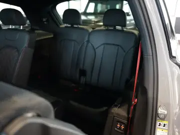 Audi SQ7 TFSI   Pano   Carbon   HuD   B&O