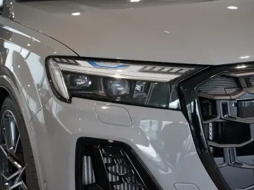 Audi SQ7 TFSI   Pano   Carbon   HuD   B&O