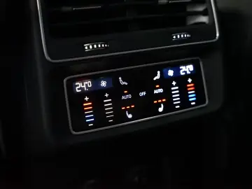 Audi SQ7 TFSI   Pano   Carbon   HuD   B&O